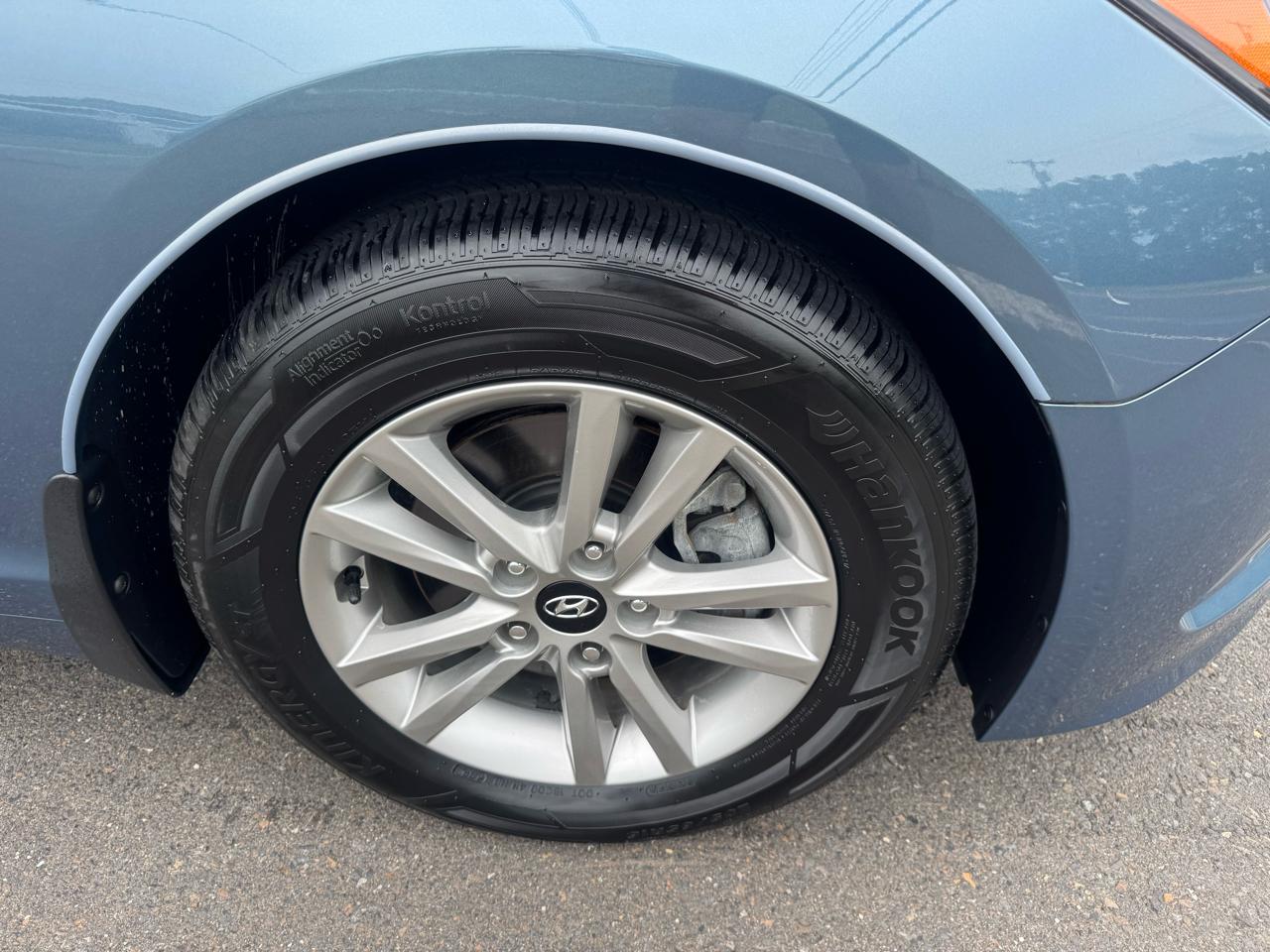 Hyundai Sonata 4dr Sdn 2.4L SE PZEV 2015