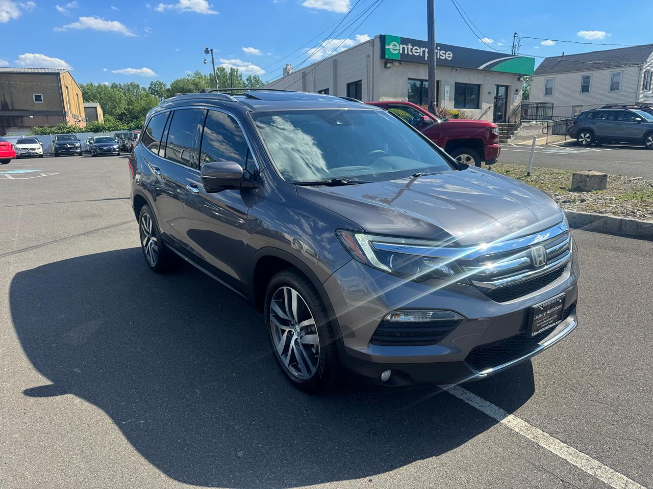 Honda Pilot Touring AWD 2017