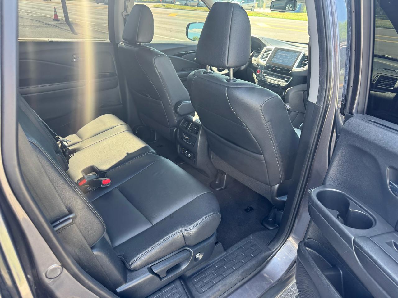 Honda Pilot Touring AWD 2017