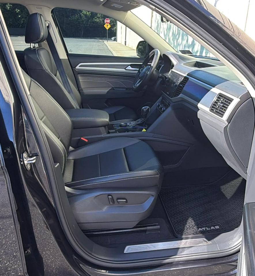 Volkswagen Atlas 2021.5 3.6L V6 SEL R-Line 4MOTION 2021