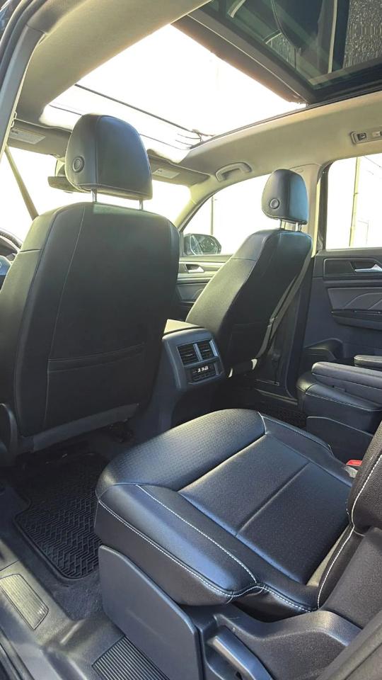 Volkswagen Atlas 2021.5 3.6L V6 SEL R-Line 4MOTION 2021