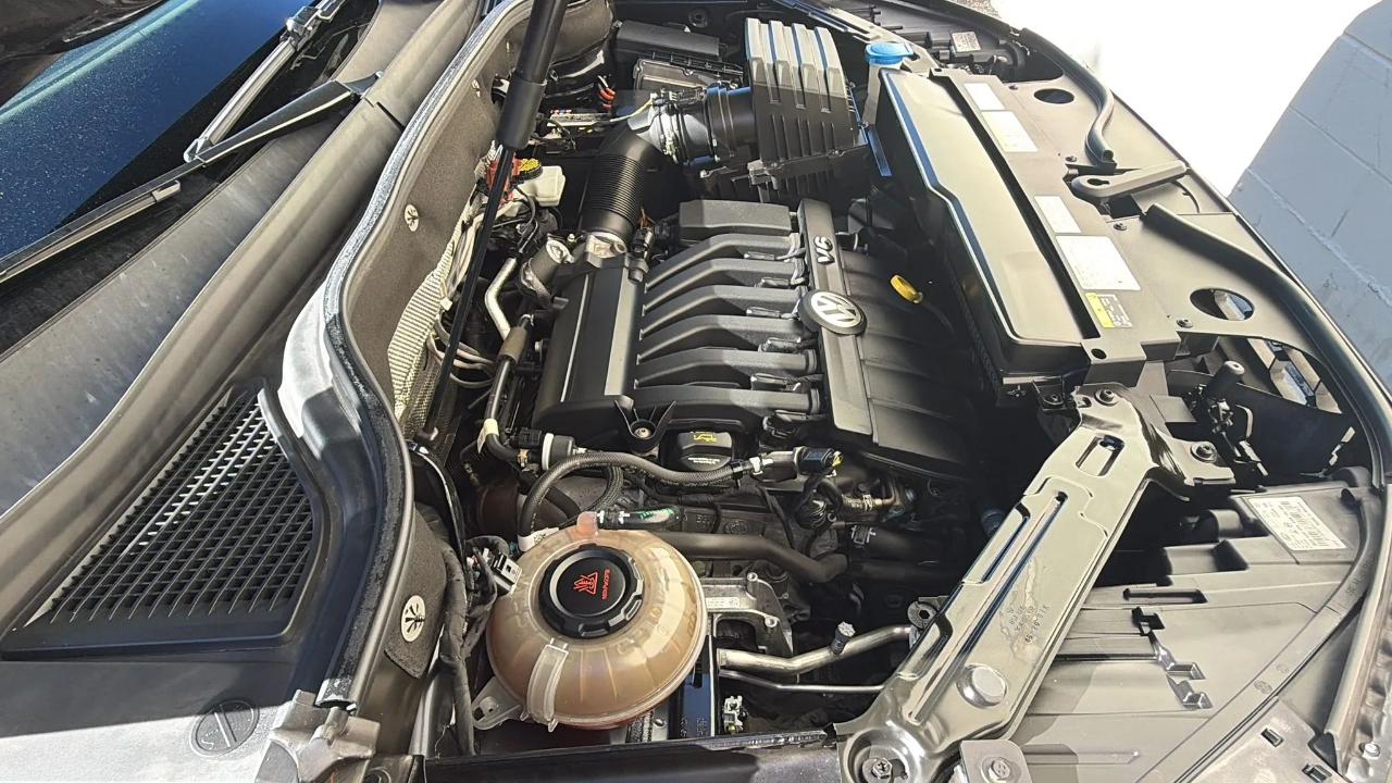 Volkswagen Atlas 2021.5 3.6L V6 SEL R-Line 4MOTION 2021