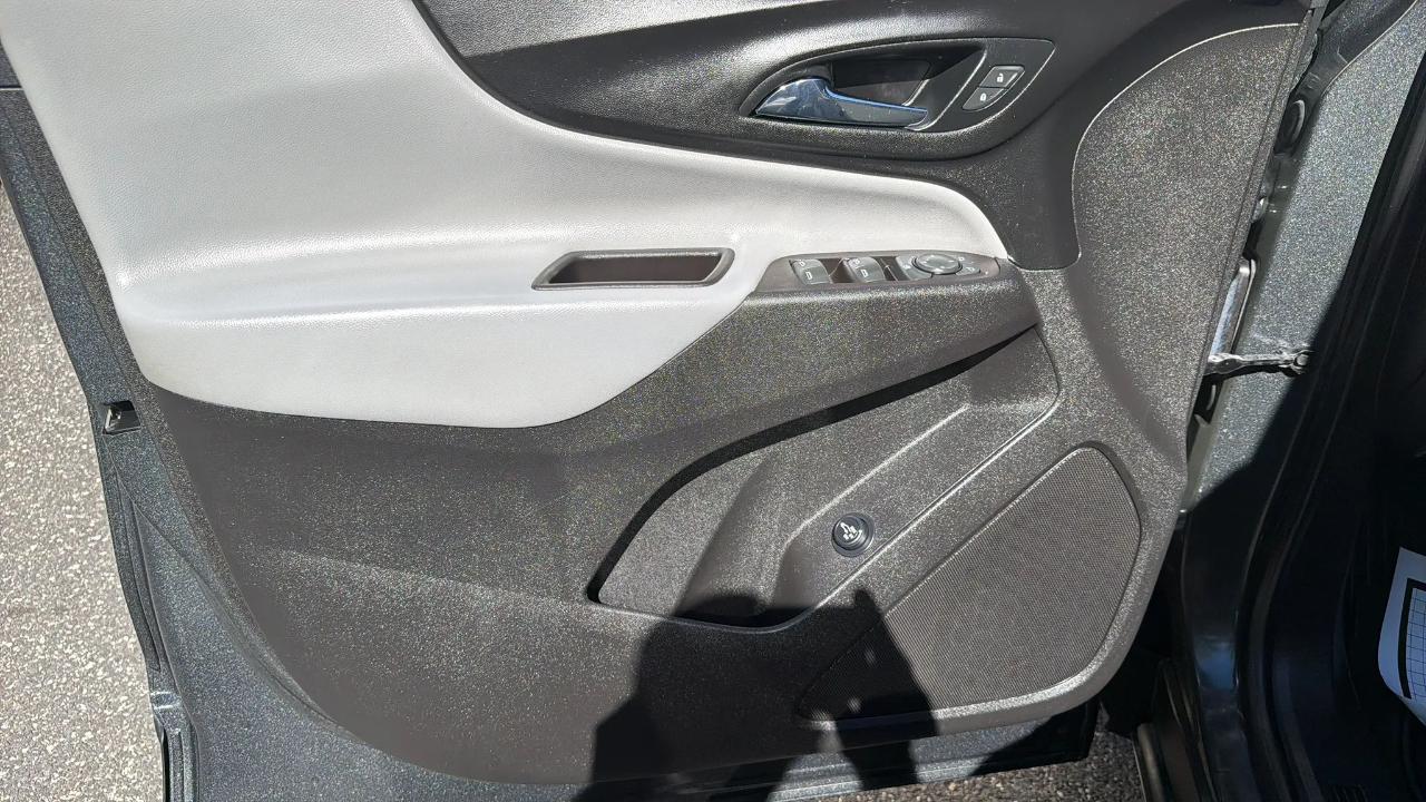 Chevrolet Equinox FWD 4dr LT w/2FL 2021
