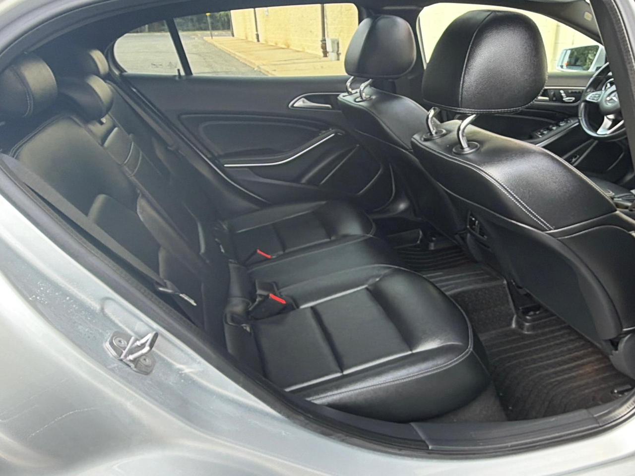 Mercedes-Benz GLA GLA 250 4MATIC SUV 2020