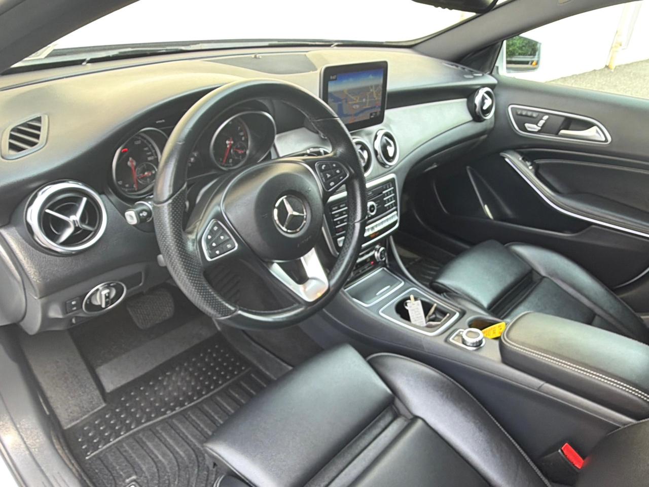 Mercedes-Benz GLA GLA 250 4MATIC SUV 2020