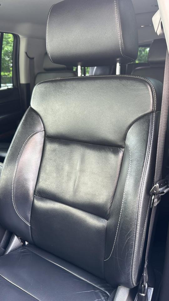 Chevrolet Suburban 4WD 4dr 1500 LT 2019
