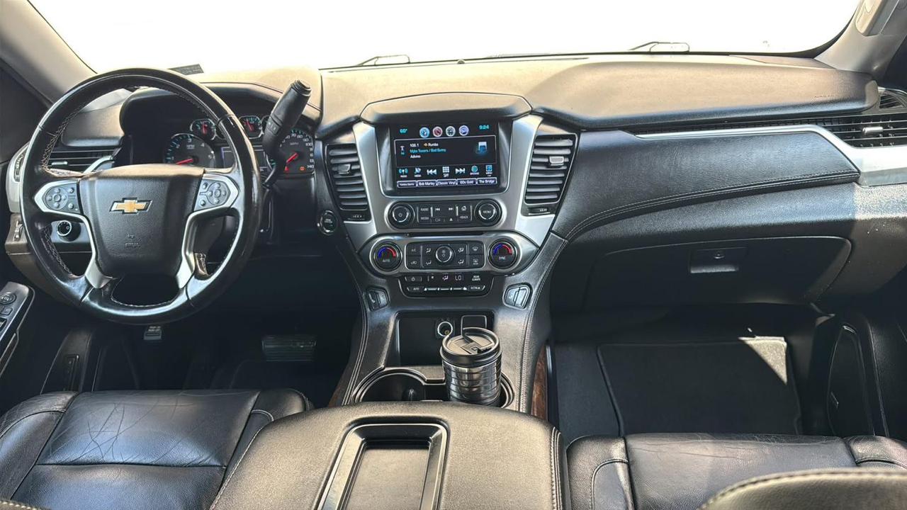 Chevrolet Suburban 4WD 4dr 1500 LT 2019