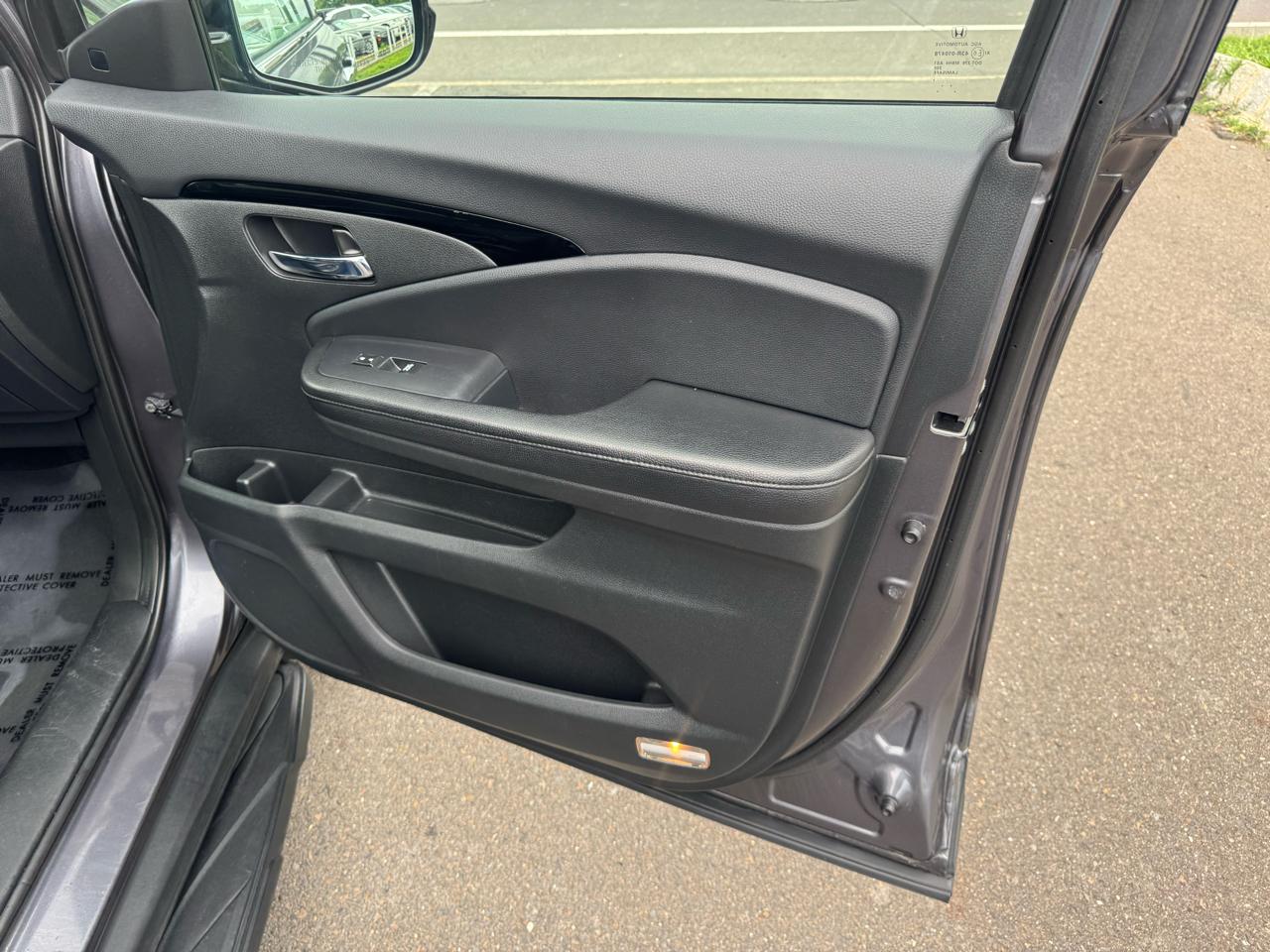 Honda Pilot Elite AWD 2019