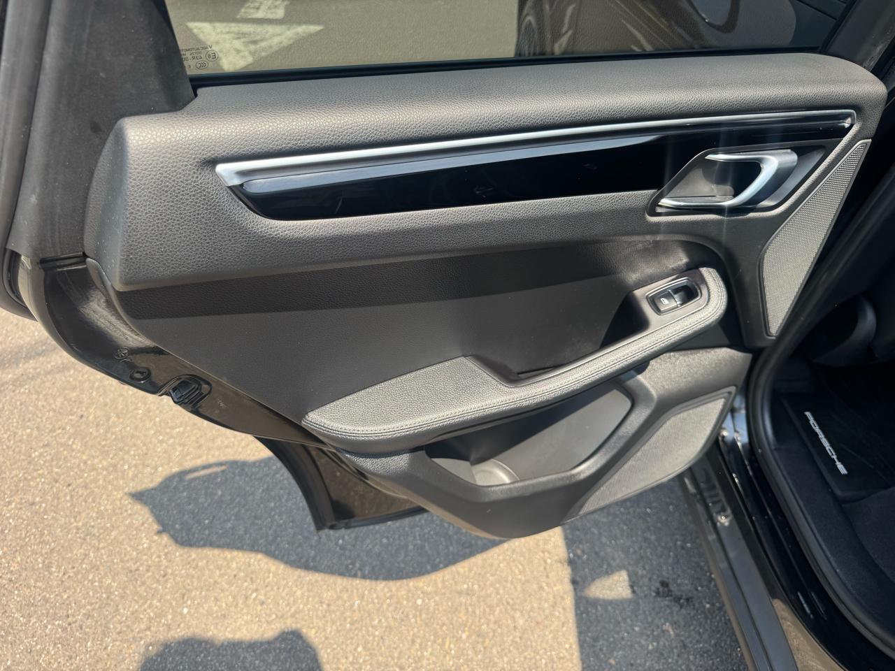 Porsche Macan AWD 2020