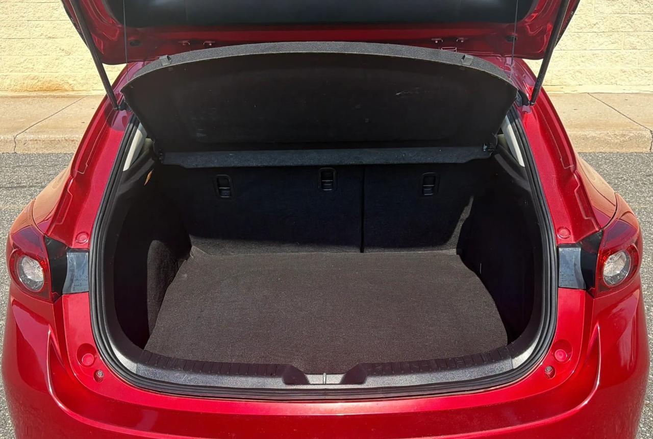 Mazda Mazda3 5-Door Grand Touring Auto 2018