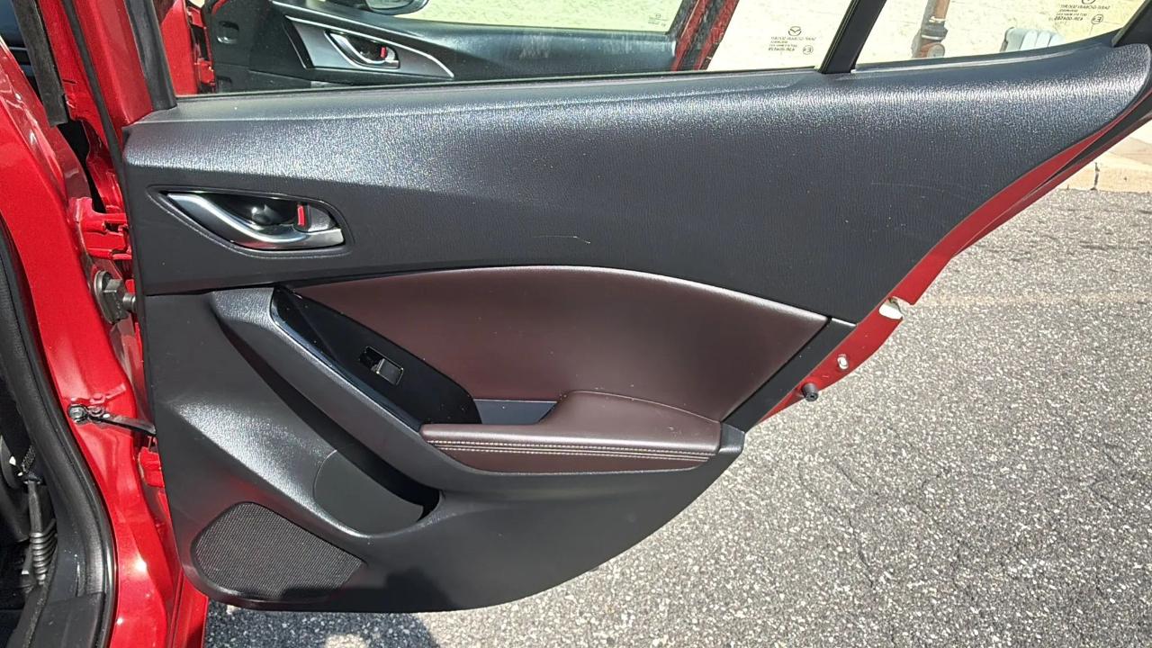 Mazda Mazda3 5-Door Grand Touring Auto 2018