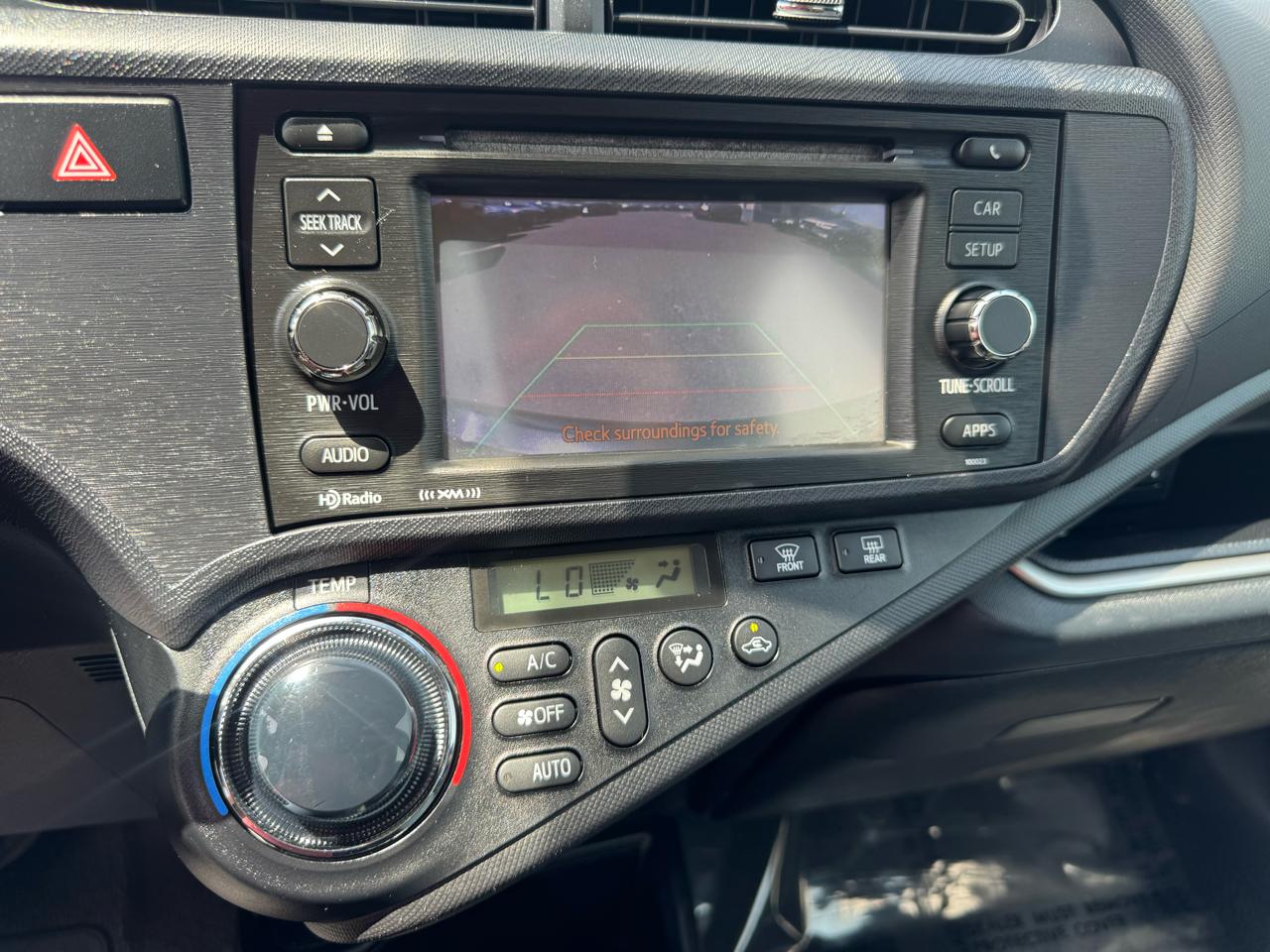 Toyota Prius c 5dr HB Three (Natl) 2014