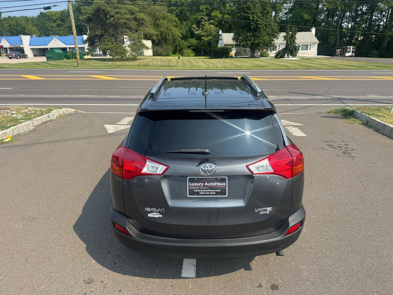Toyota RAV4 AWD 4dr Limited (Natl) 2015