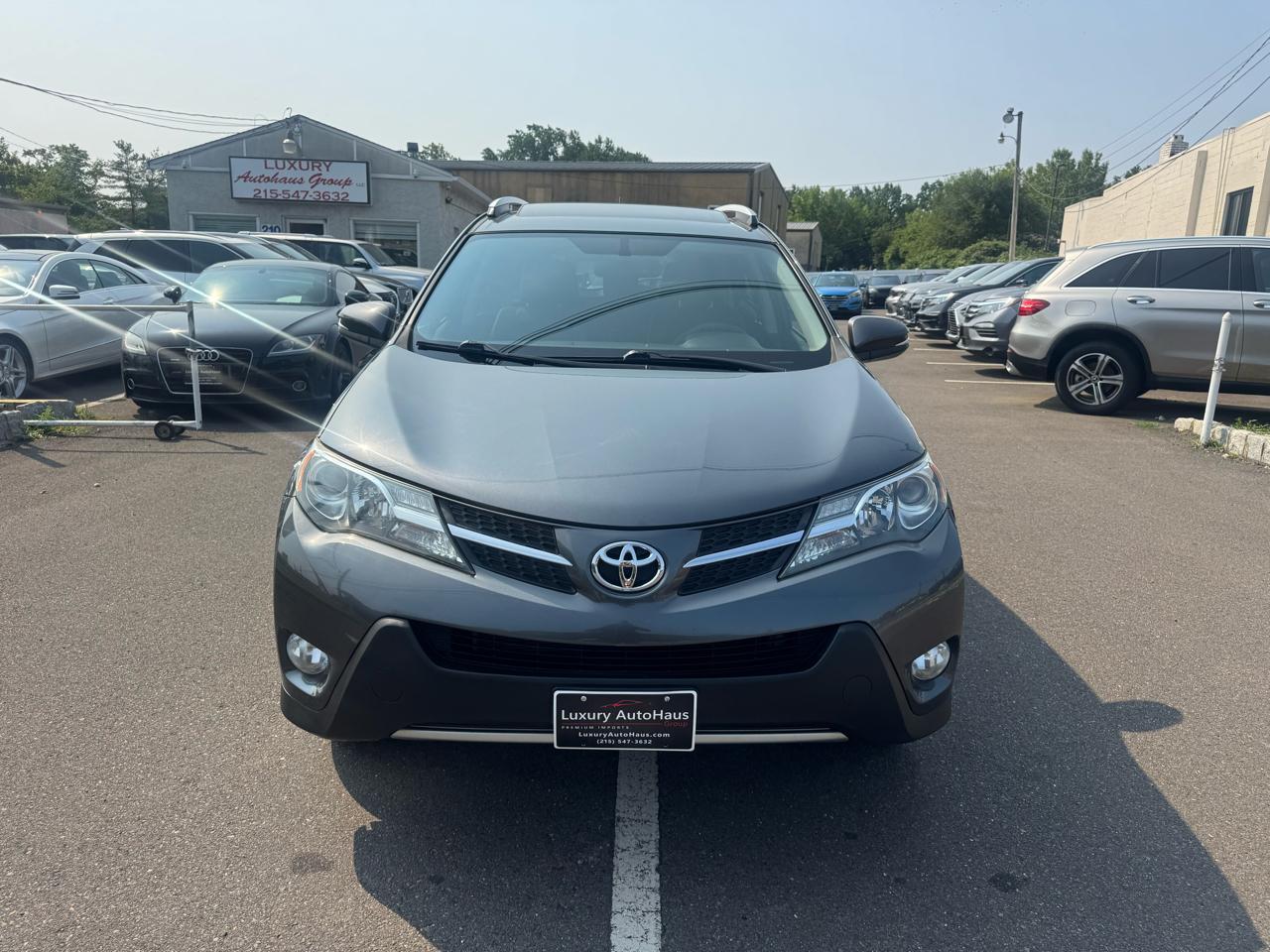 Toyota RAV4 AWD 4dr Limited (Natl) 2015