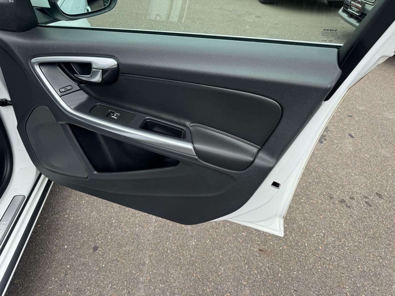 Volvo S60 T5 AWD Inscription 2017