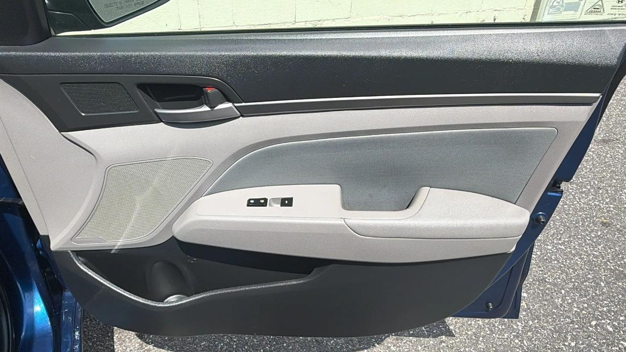 Hyundai Elantra SEL 2.0L Auto SULEV (Alabama) 2018
