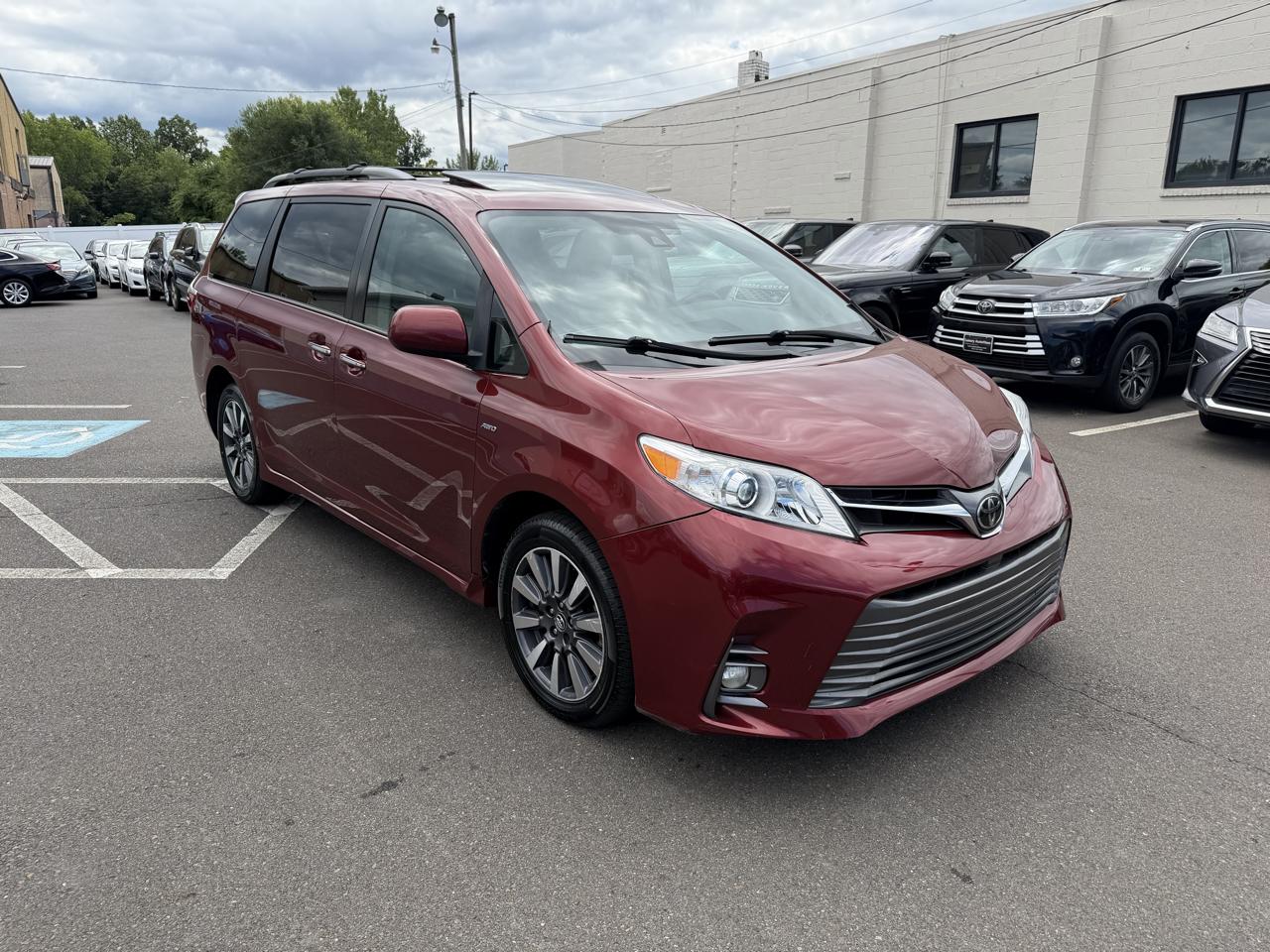 Toyota Sienna Limited Premium AWD 7-Passenger (Natl) 2020