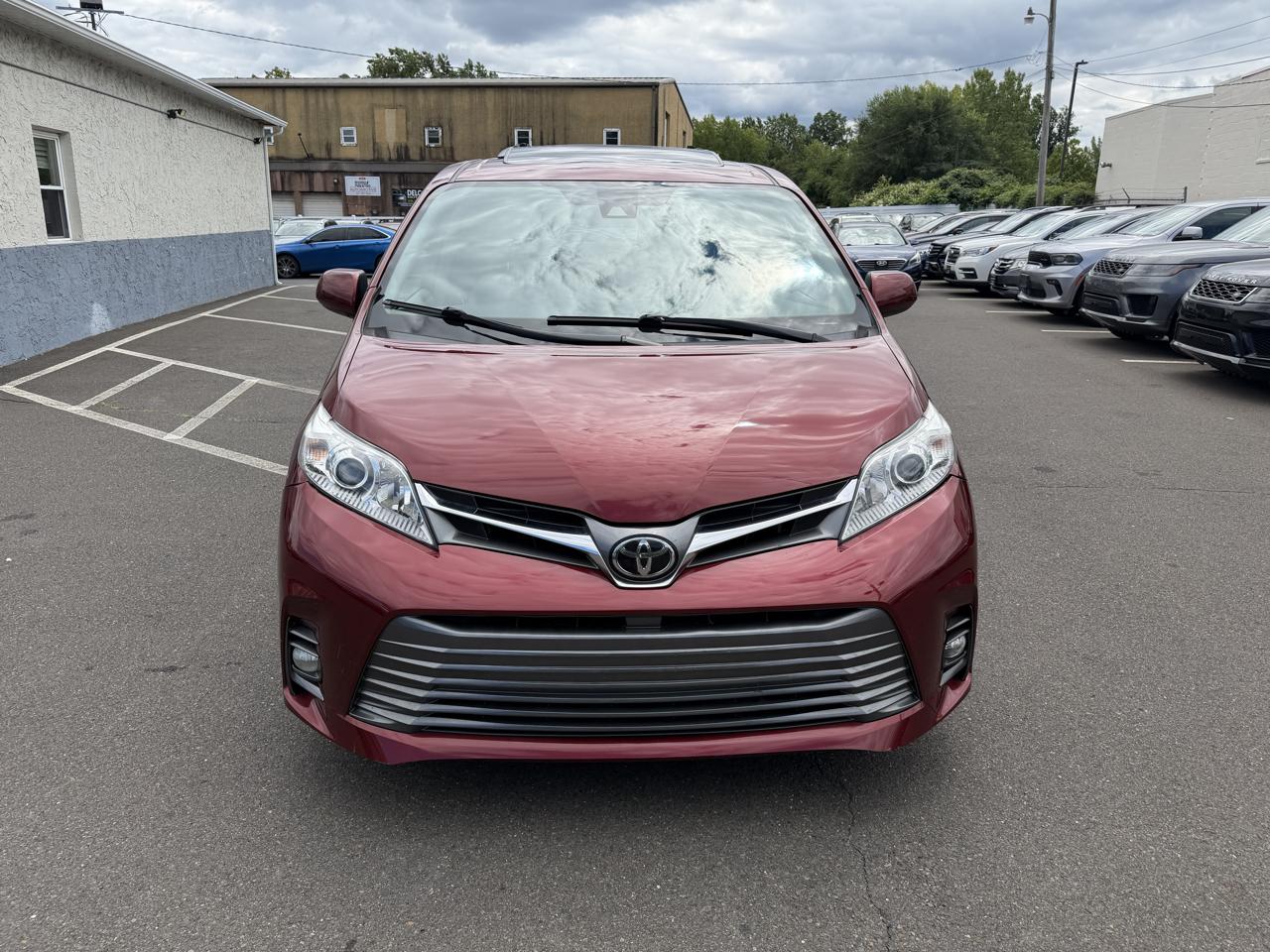 Toyota Sienna Limited Premium AWD 7-Passenger (Natl) 2020