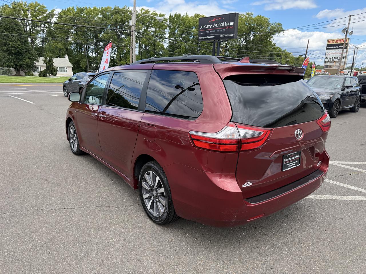 Toyota Sienna Limited Premium AWD 7-Passenger (Natl) 2020