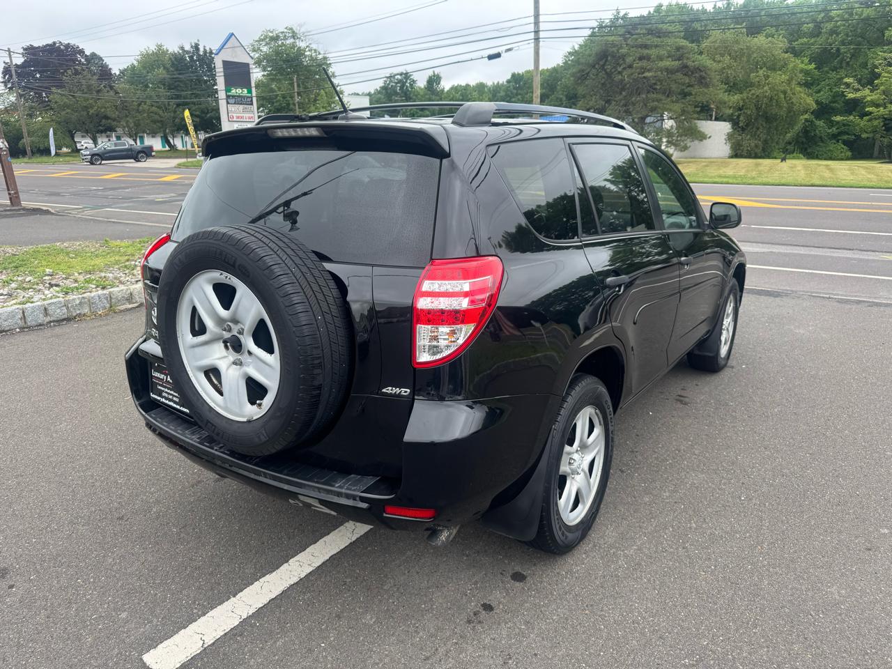 Toyota RAV4 4WD 4dr I4 (Natl) 2012