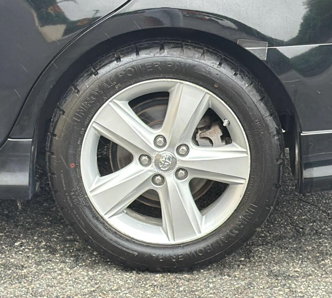 Toyota Camry 4dr Sdn I4 Man SE (Natl) 2010