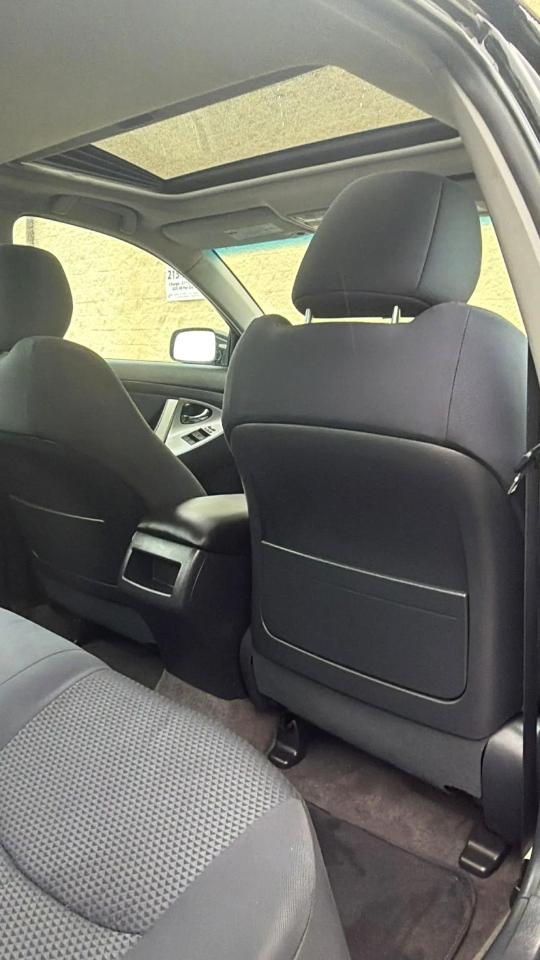 Toyota Camry 4dr Sdn I4 Man SE (Natl) 2010