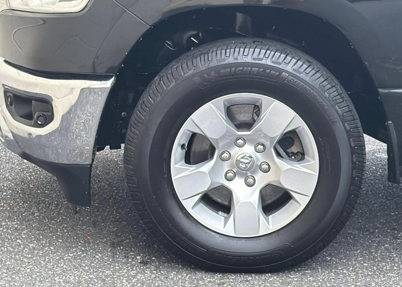 RAM 1500 Big Horn/Lone Star 4x4 Crew Cab 5'7" Box 2019