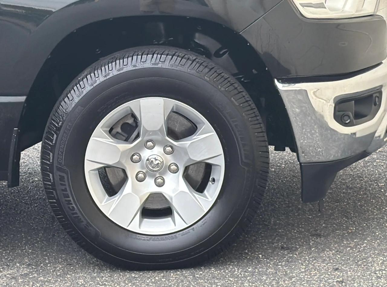 RAM 1500 Big Horn/Lone Star 4x4 Crew Cab 5'7" Box 2019