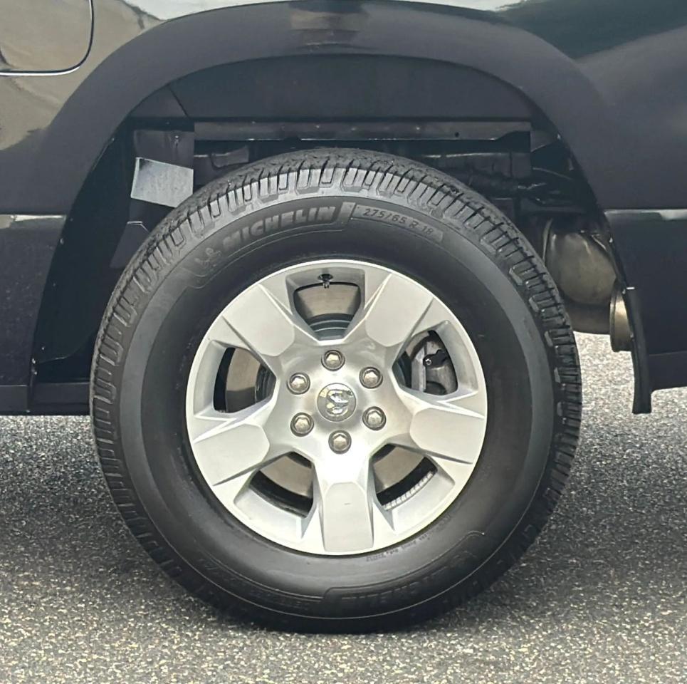 RAM 1500 Big Horn/Lone Star 4x4 Crew Cab 5'7" Box 2019