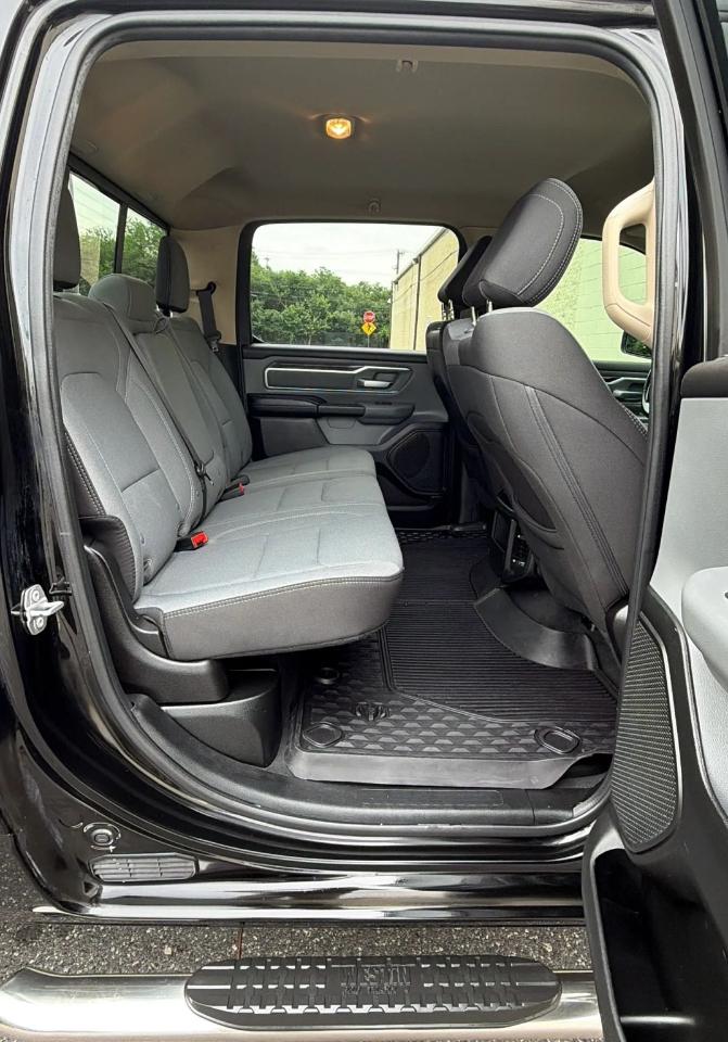 RAM 1500 Big Horn/Lone Star 4x4 Crew Cab 5'7" Box 2019