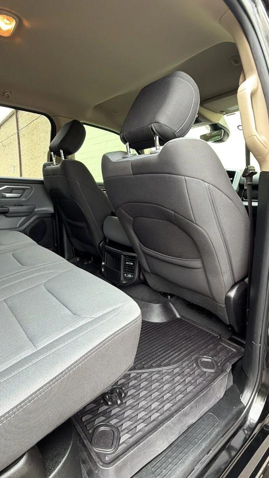 RAM 1500 Big Horn/Lone Star 4x4 Crew Cab 5'7" Box 2019