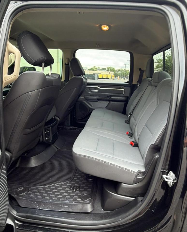 RAM 1500 Big Horn/Lone Star 4x4 Crew Cab 5'7" Box 2019