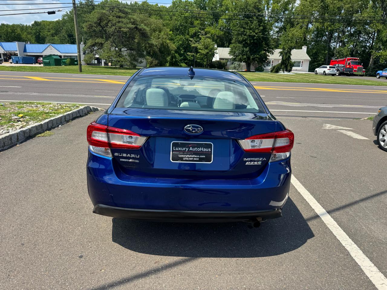 Subaru Impreza 2.0i Premium 4-door CVT 2017