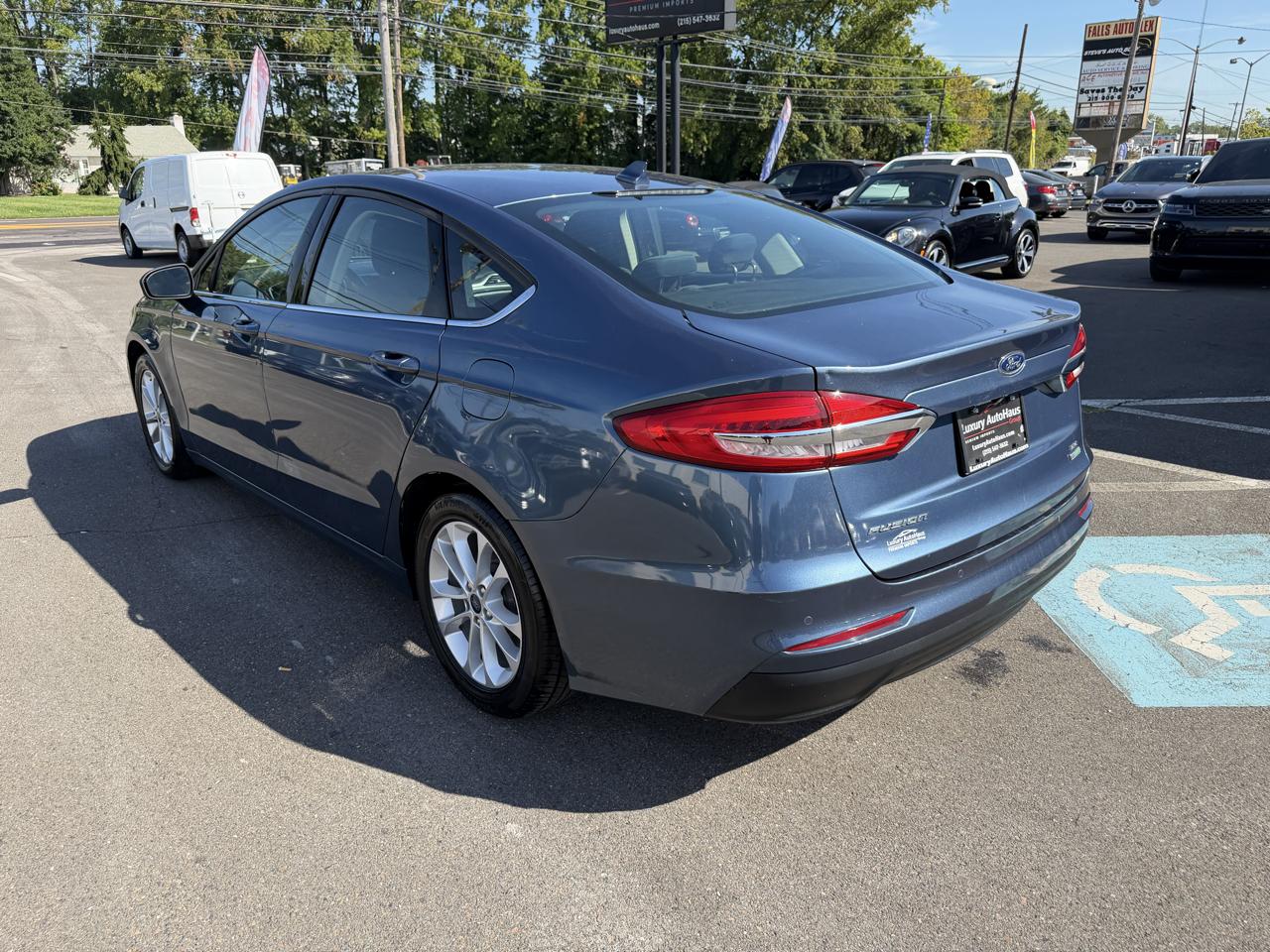 Ford Fusion SE FWD 2019