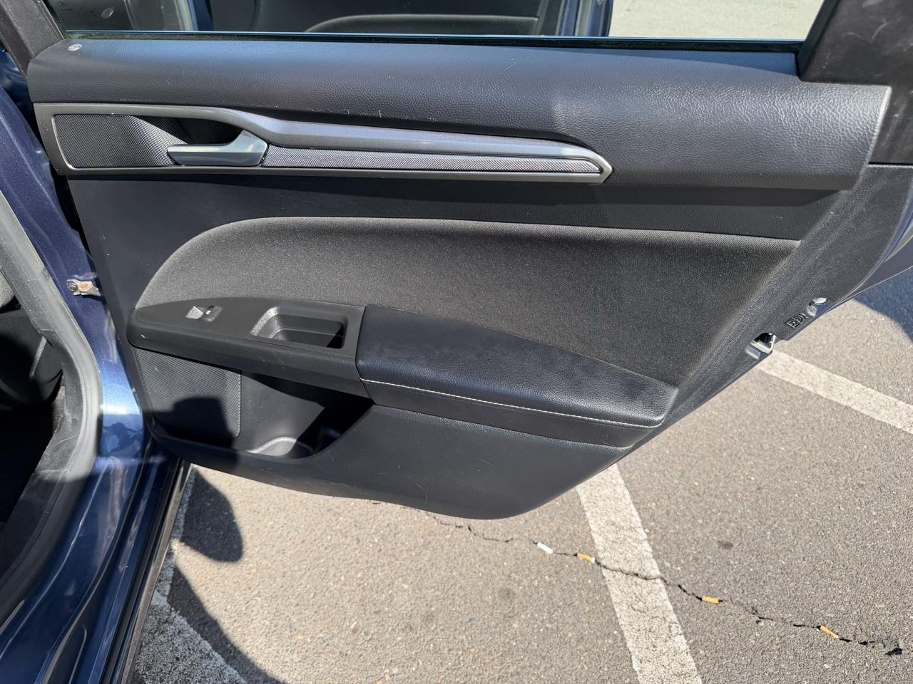 Ford Fusion SE FWD 2019