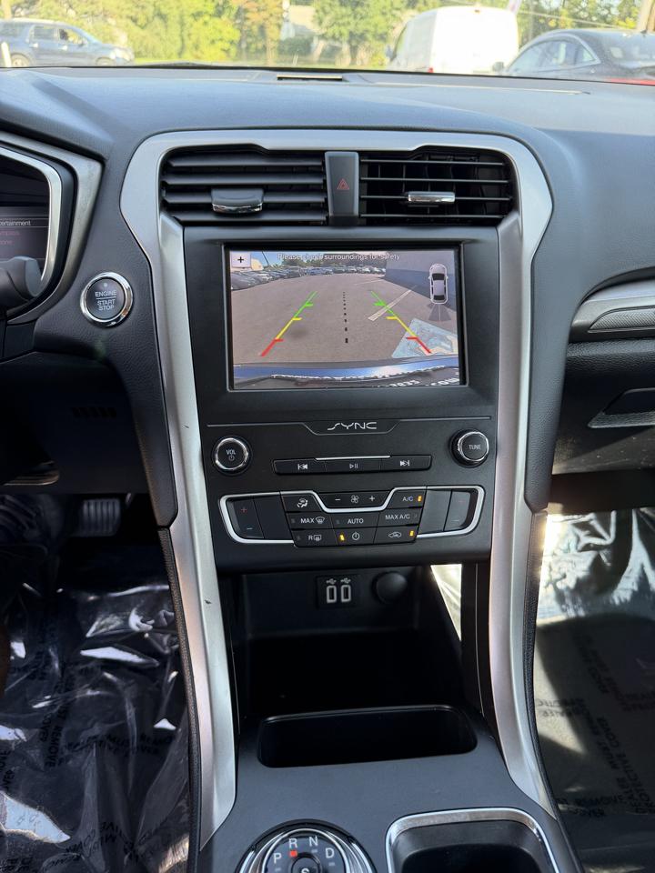Ford Fusion SE FWD 2019