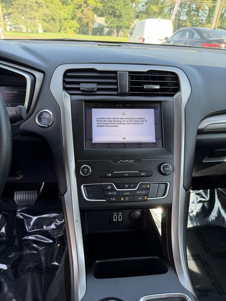 Ford Fusion SE FWD 2019