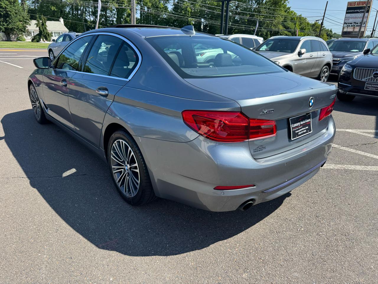 BMW 5 Series 530i xDrive Sedan 2018