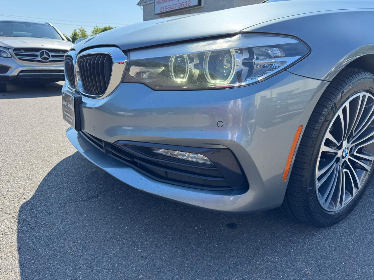 BMW 5 Series 530i xDrive Sedan 2018