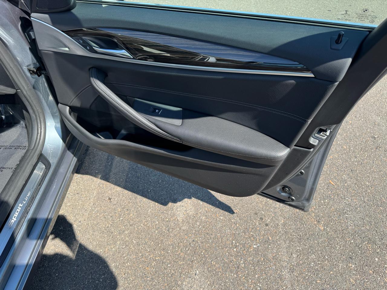 BMW 5 Series 530i xDrive Sedan 2018