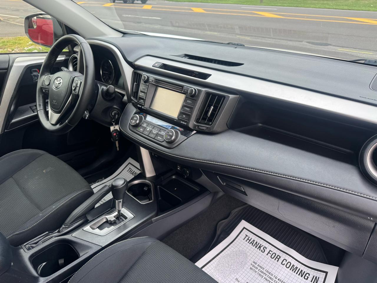 Toyota RAV4 AWD 4dr XLE (Natl) 2016