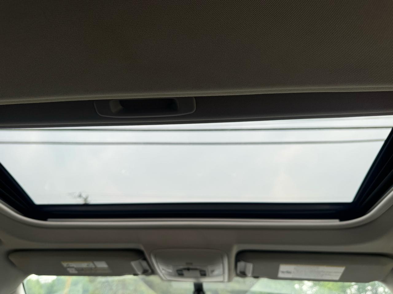 Toyota RAV4 AWD 4dr XLE (Natl) 2016