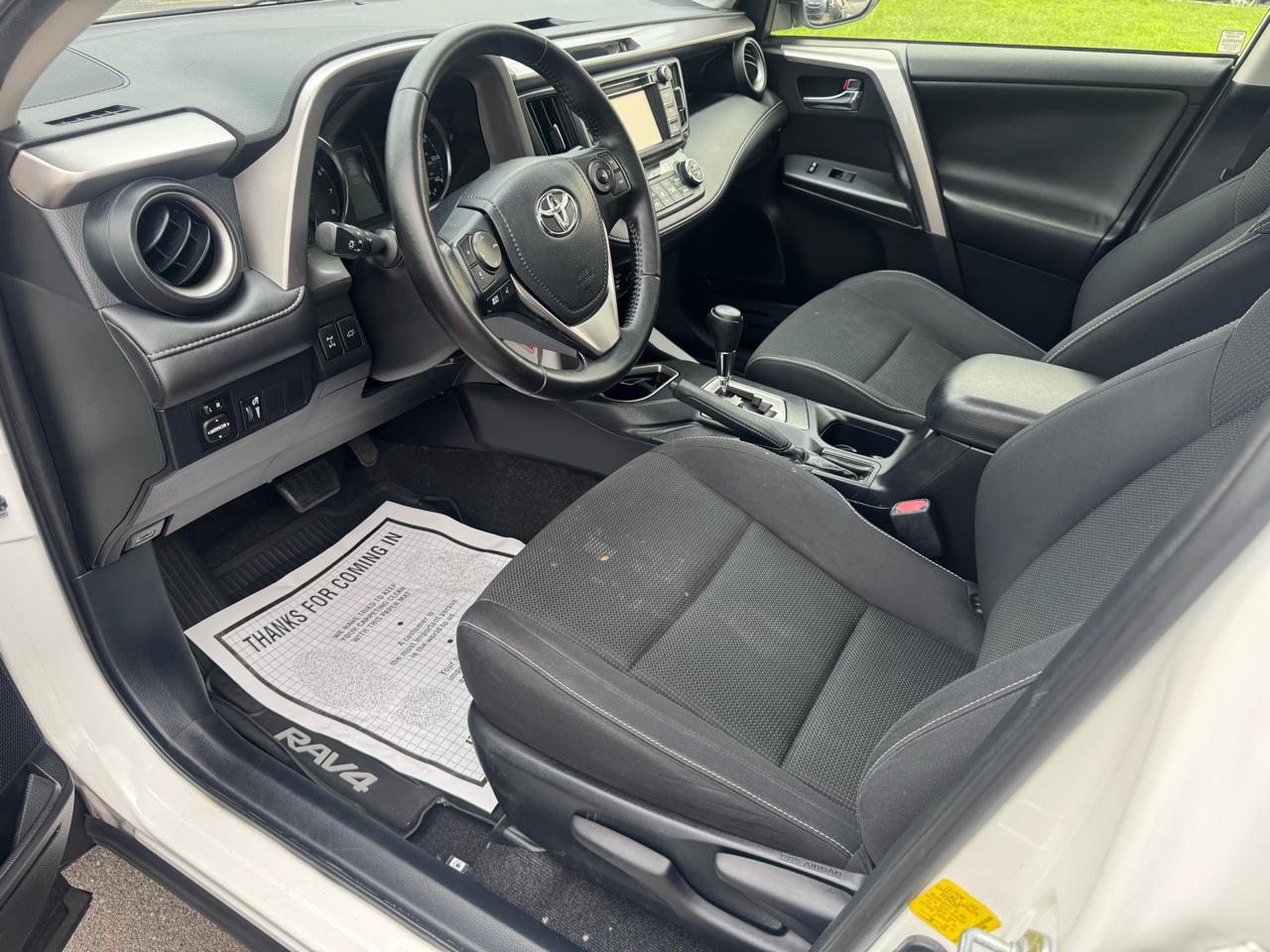 Toyota RAV4 AWD 4dr XLE (Natl) 2016