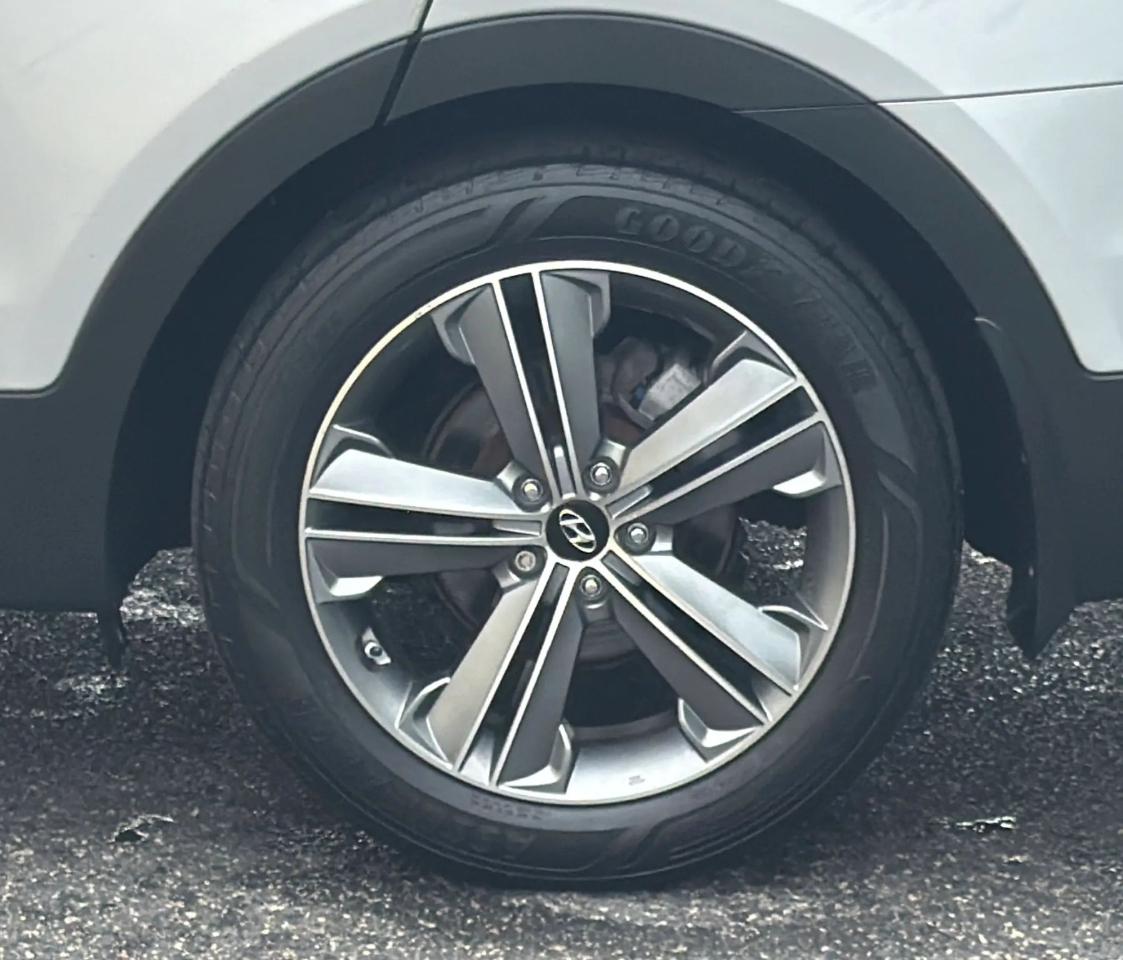 Hyundai Santa Fe Limited AWD 2016