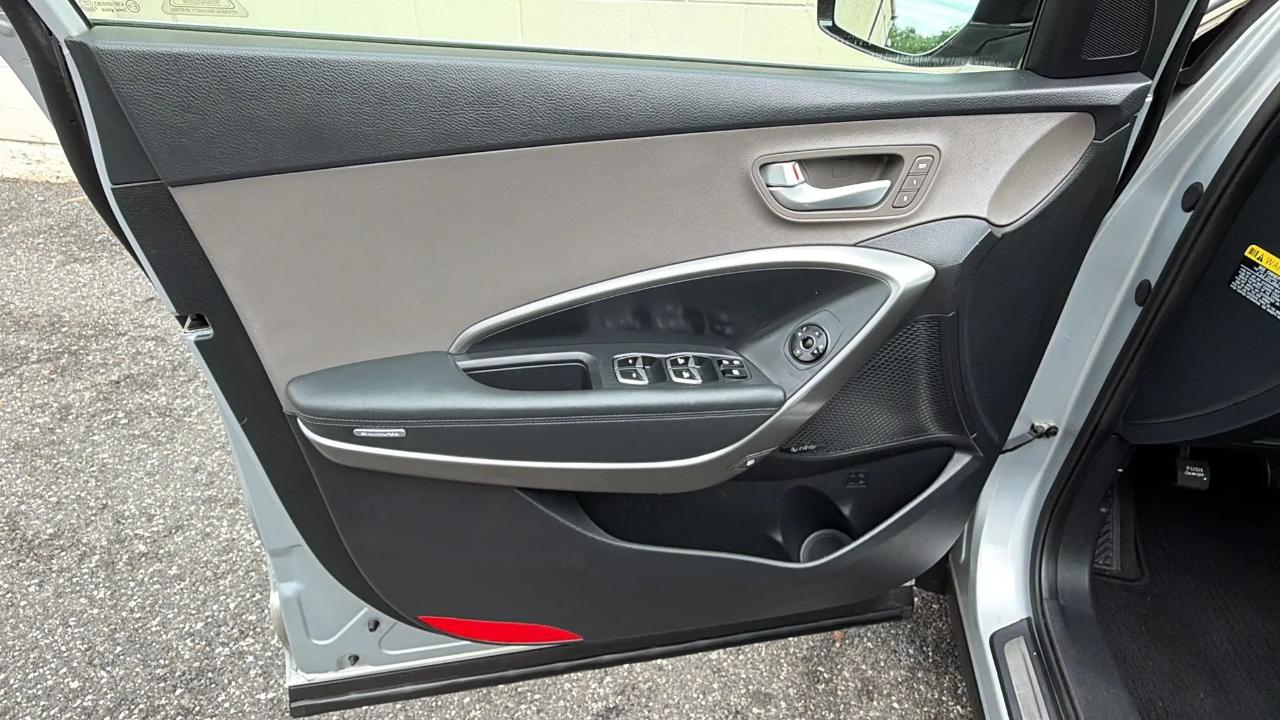 Hyundai Santa Fe Limited AWD 2016