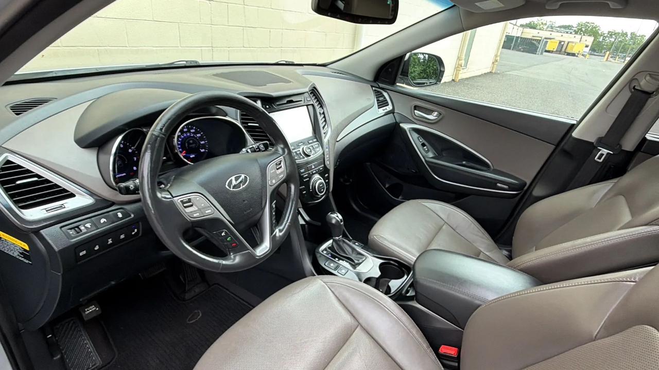 Hyundai Santa Fe Limited AWD 2016