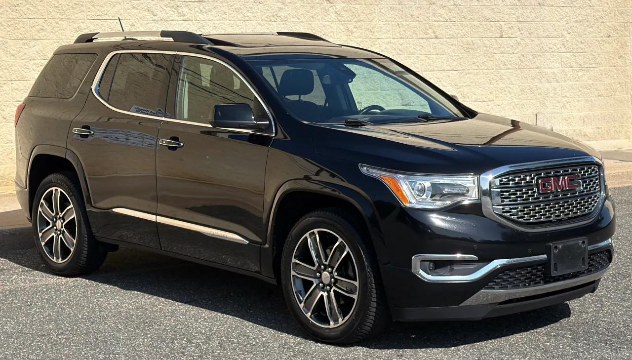 GMC Acadia AWD 4dr Denali 2017
