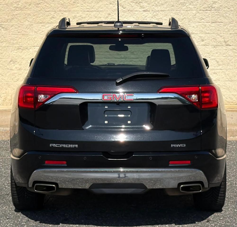 GMC Acadia AWD 4dr Denali 2017