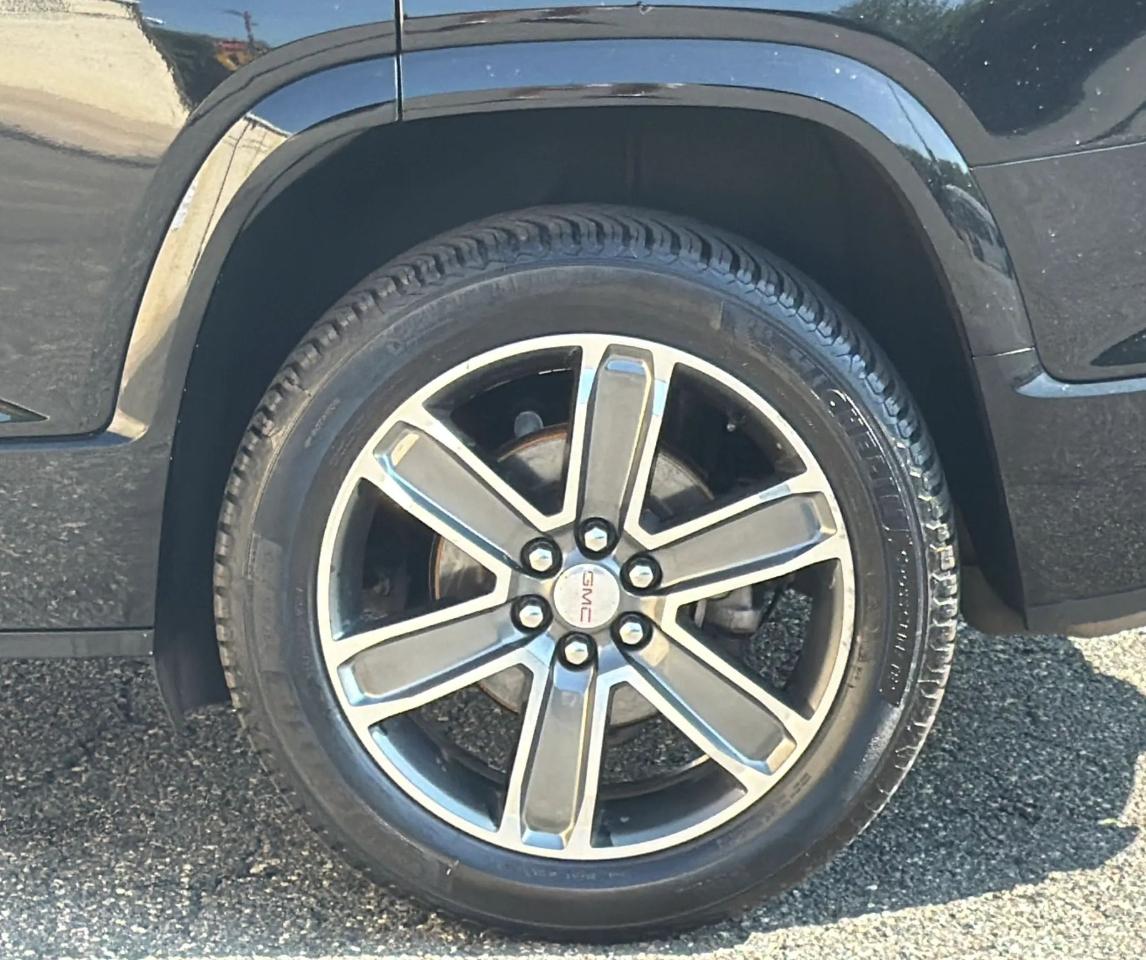 GMC Acadia AWD 4dr Denali 2017