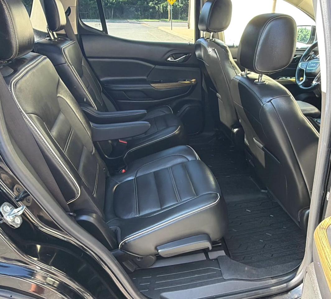 GMC Acadia AWD 4dr Denali 2017